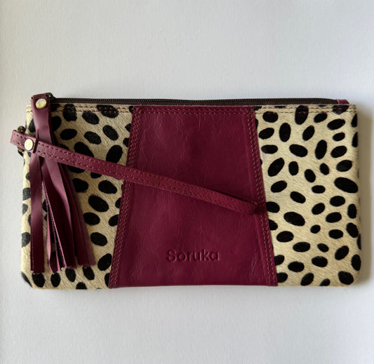 . Soruka Clutch Berry Spot