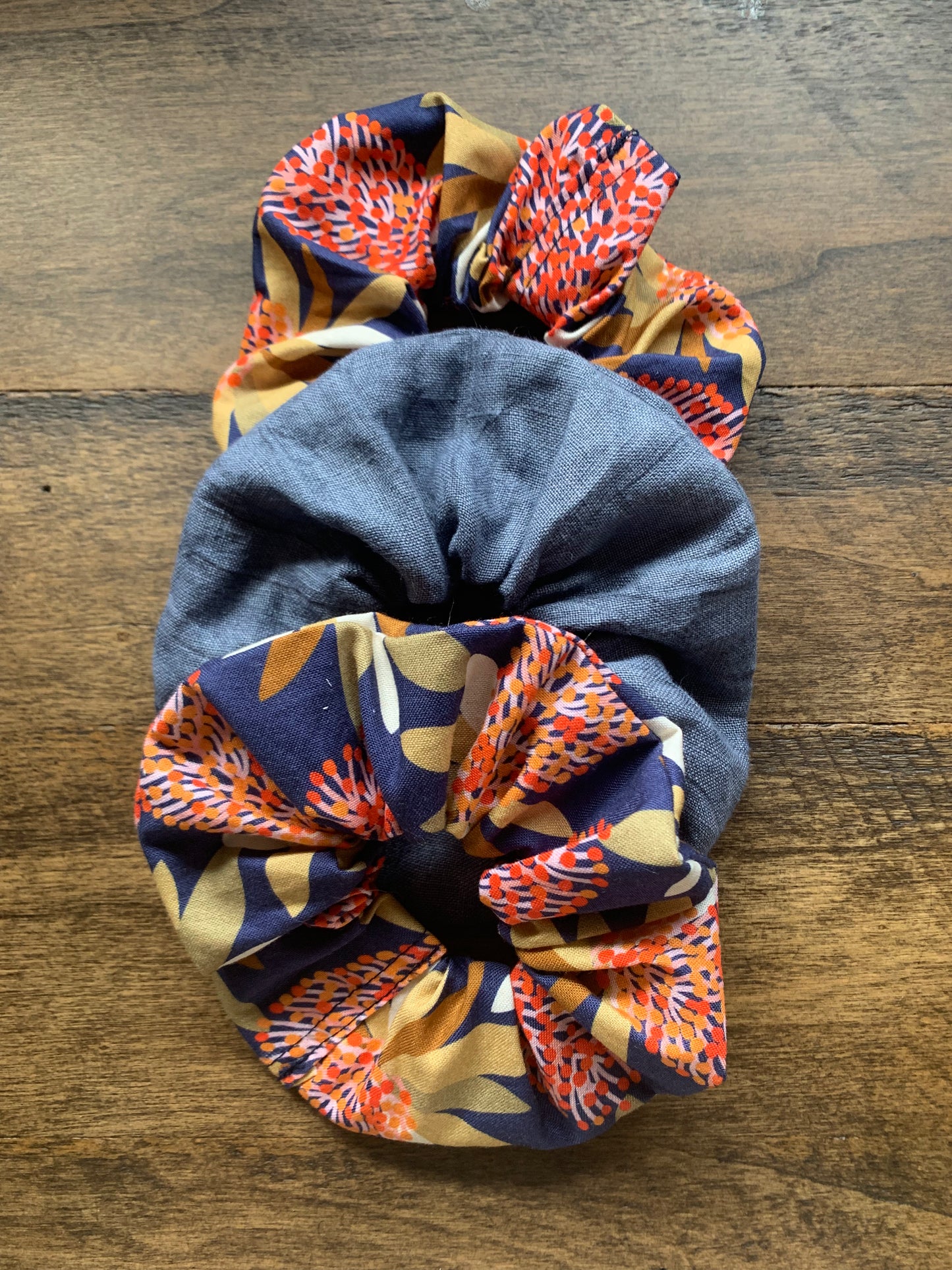 Scrunchie Linen Shibori Indigo