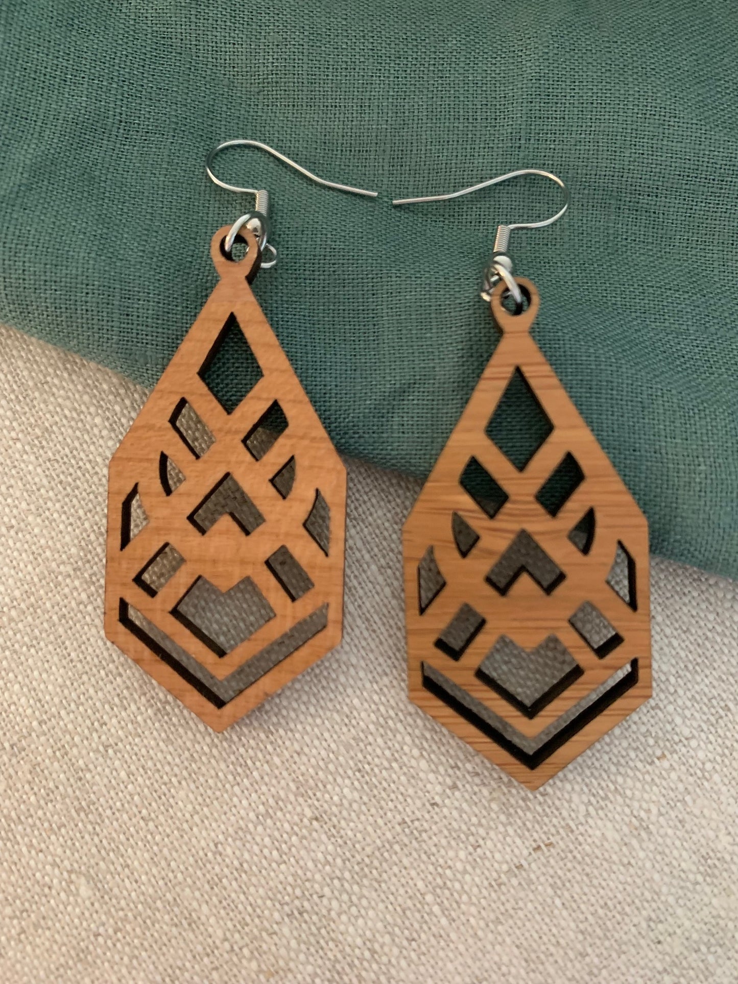 Wooden Geometric Hook Dangle