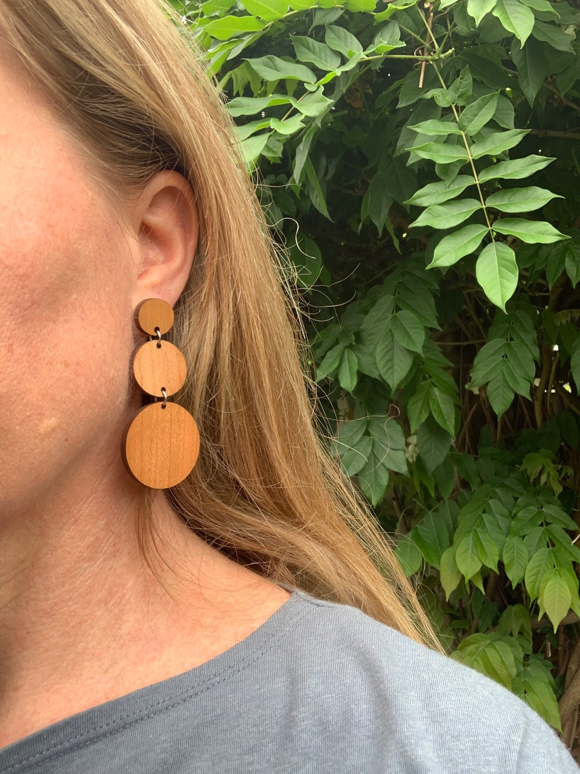 Wooden Three Tier Stud Dangle Dark Wood