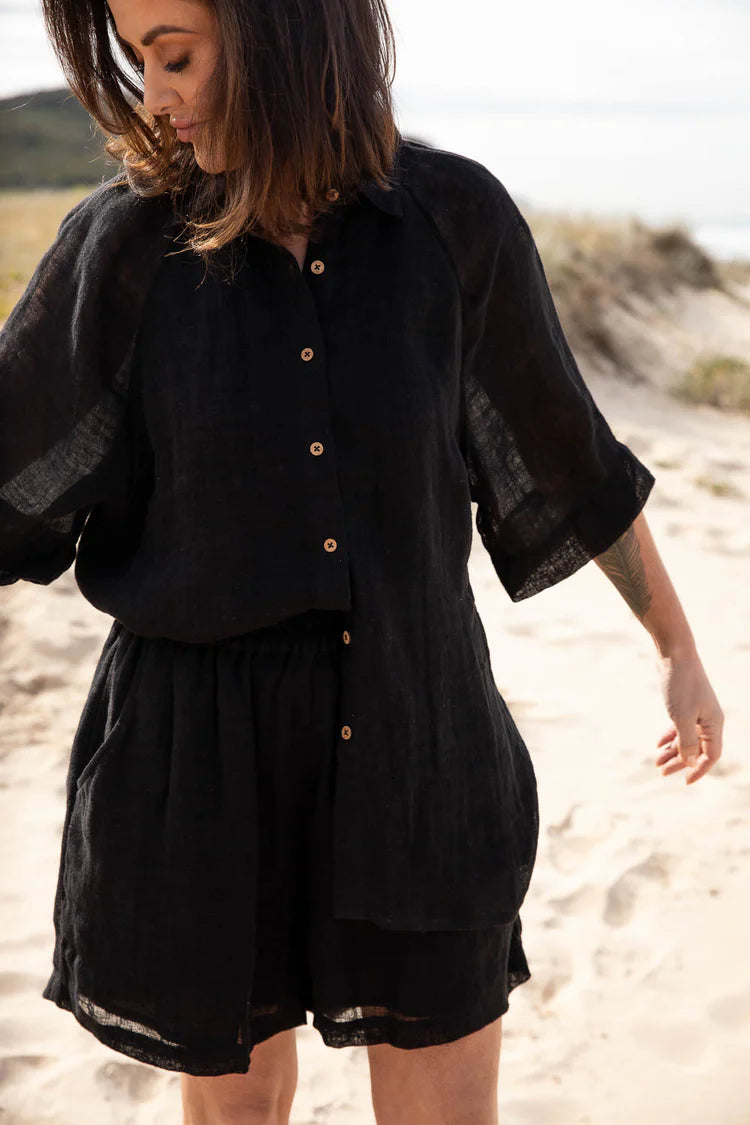 Tallows Linen Shorts Black