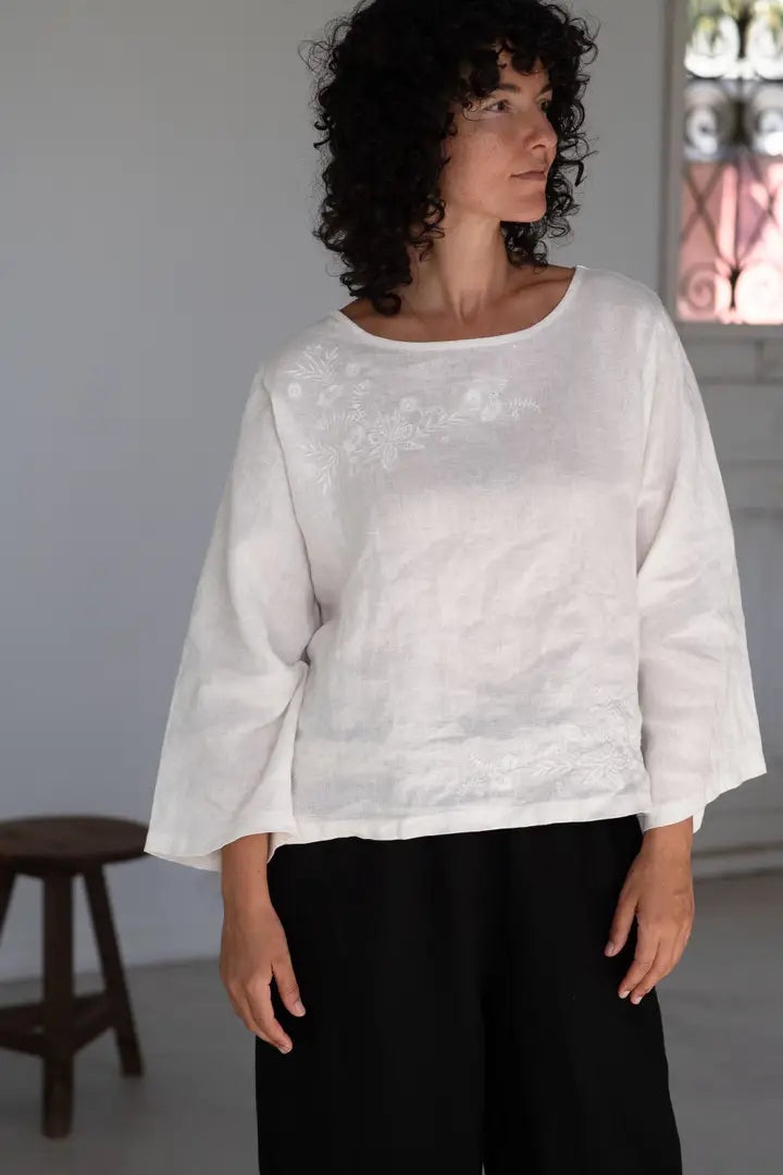 .Lazybones Annie Embroidered Top Warm White