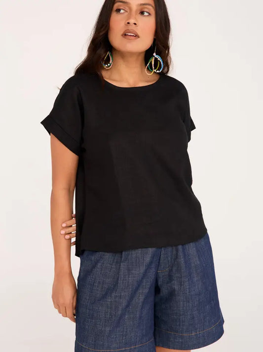 .Luna Top Black 100% Linen